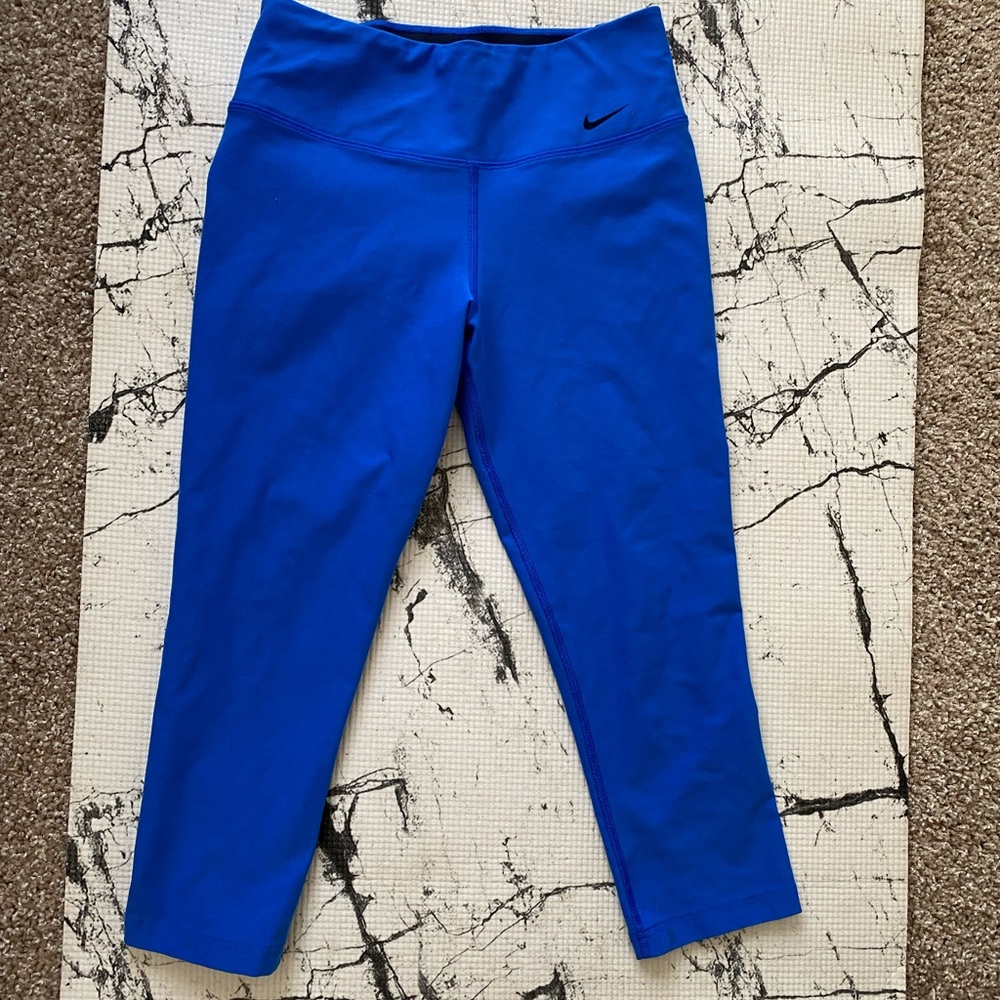 Nike Dri-Fit Cropped Legging